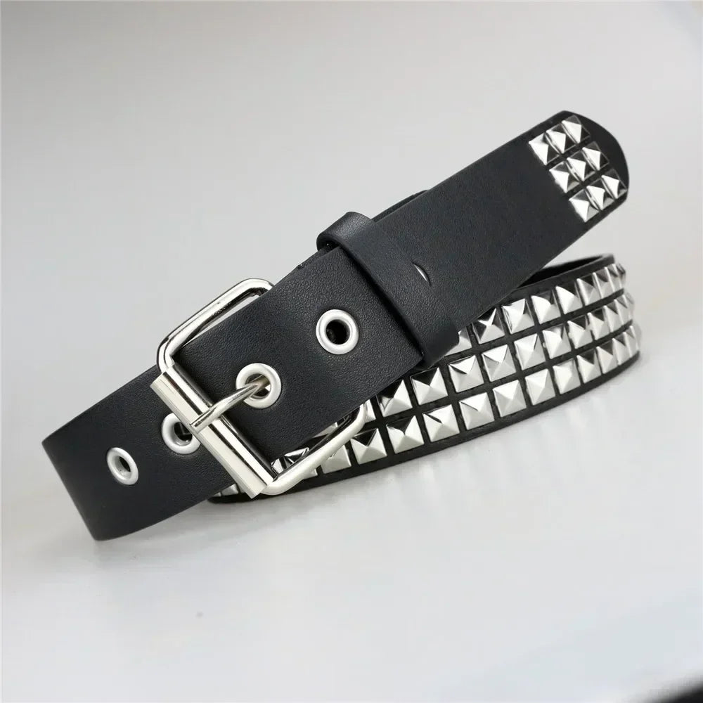 2024 New Square Bead Rivet Belt Metal Pyramid Belt Men and Women Punk Hardware Jeans Belt Y2K Belt Designer Belt Women's Belts